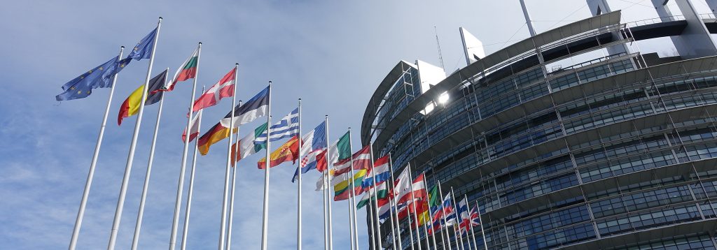 Vlaggen van de landen in de Europese Unie
